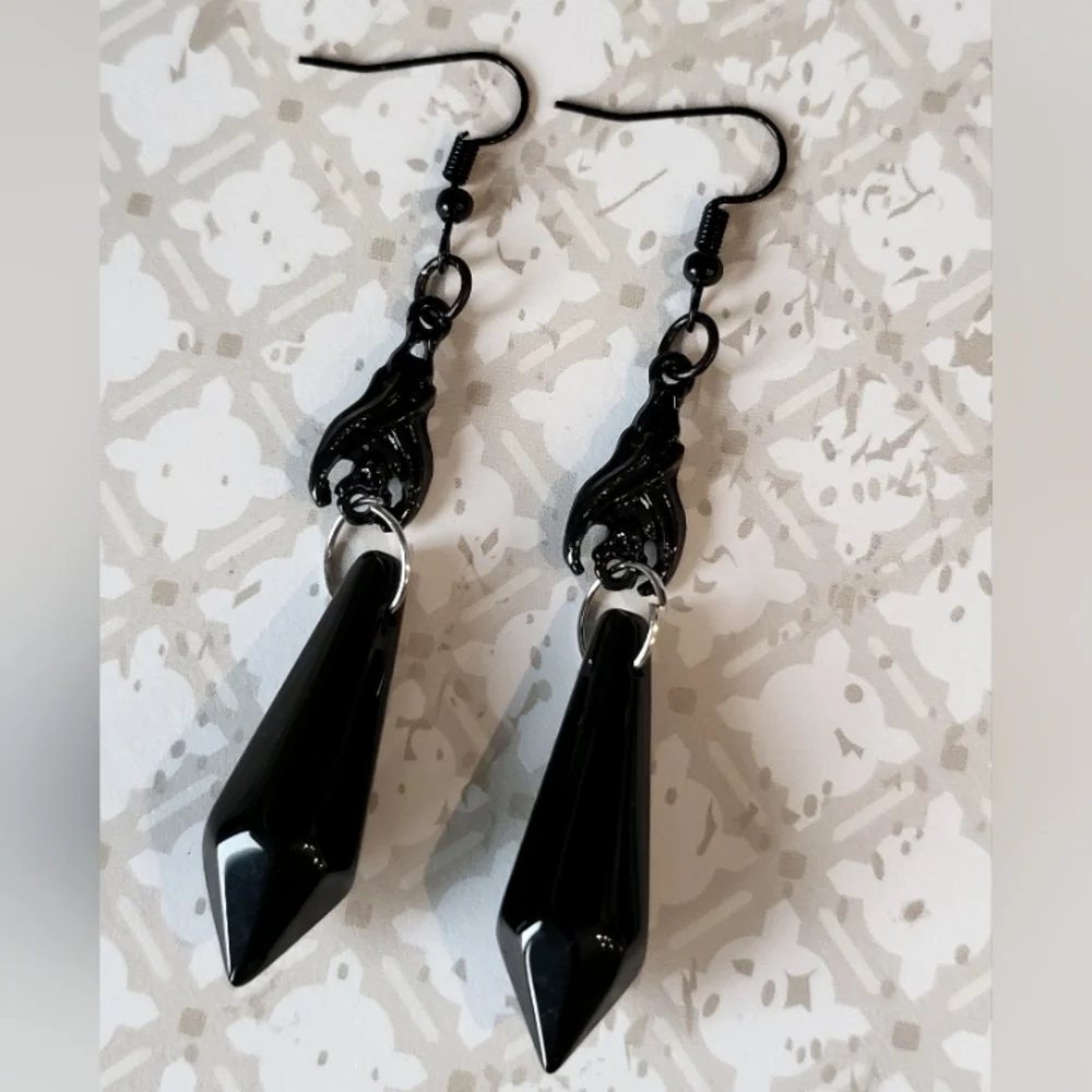 Bat Earrings - Picture 1 of 2